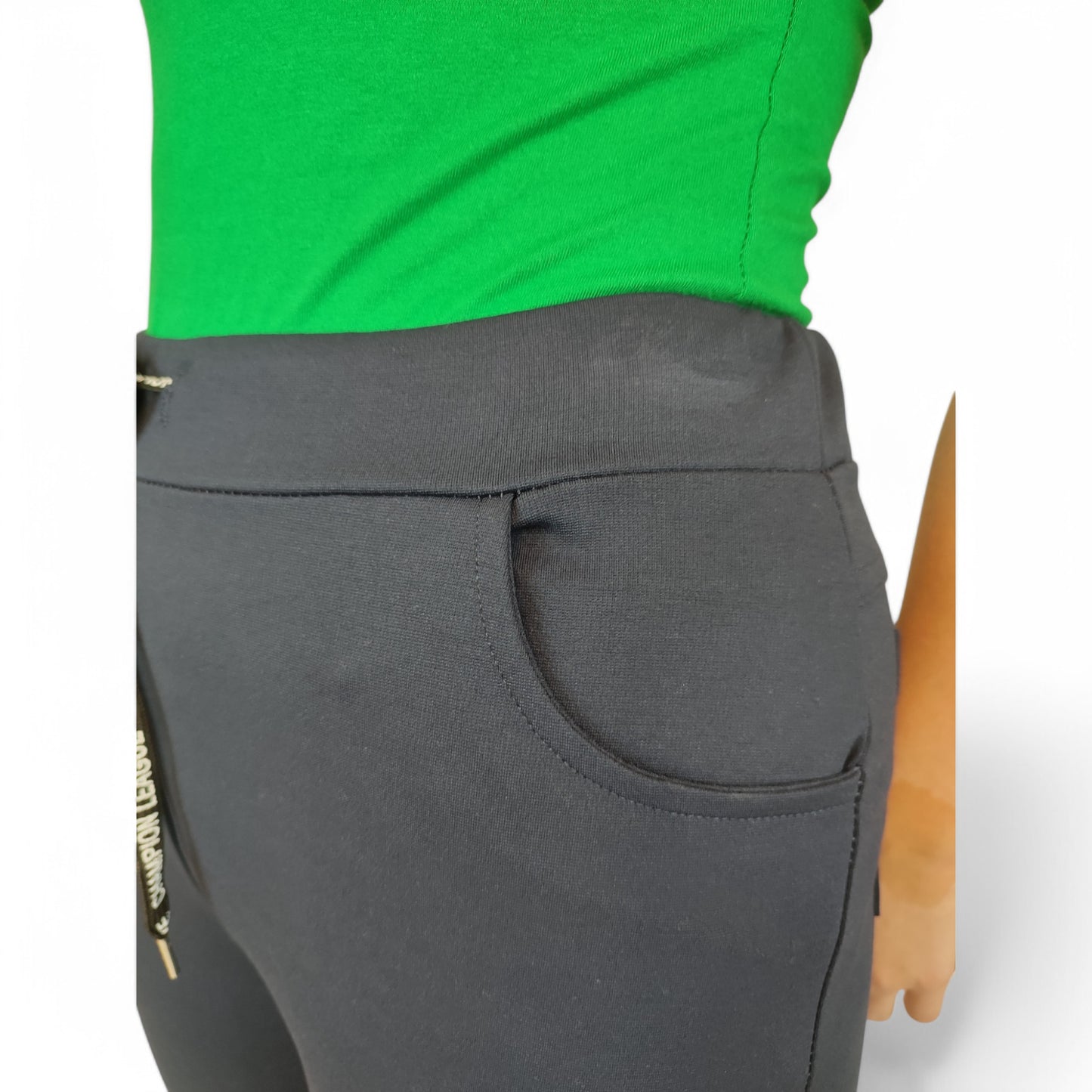 Joggpants in Dunkelblau