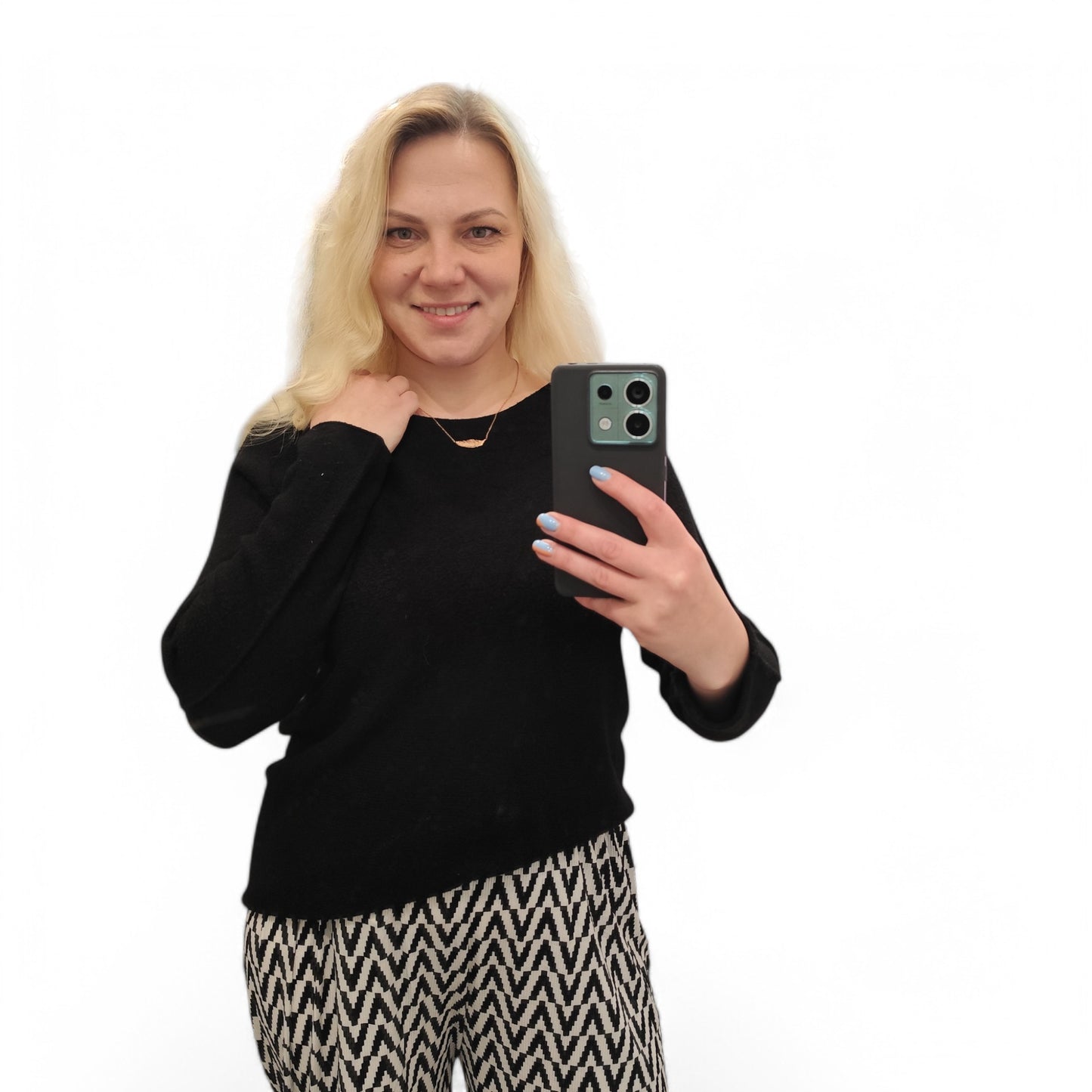 Feinstrickpullover in Schwarz