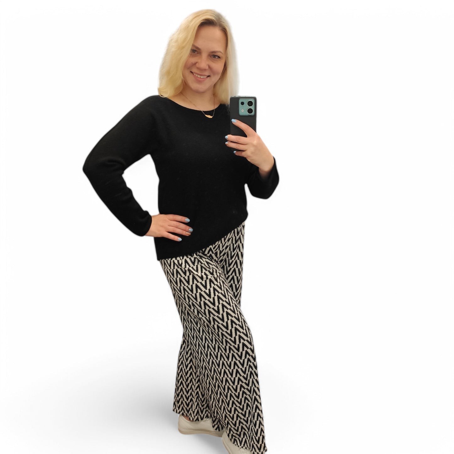 Feinstrickpullover in Schwarz