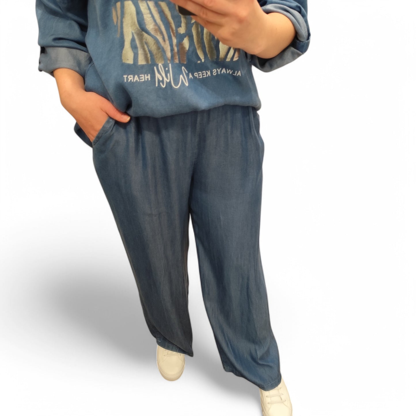 Wide-Leg Hose in Denimblau