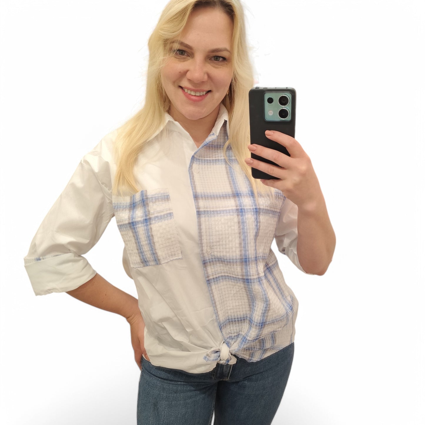 Karo-Bluse zum Knoten in Blau-Weiß
