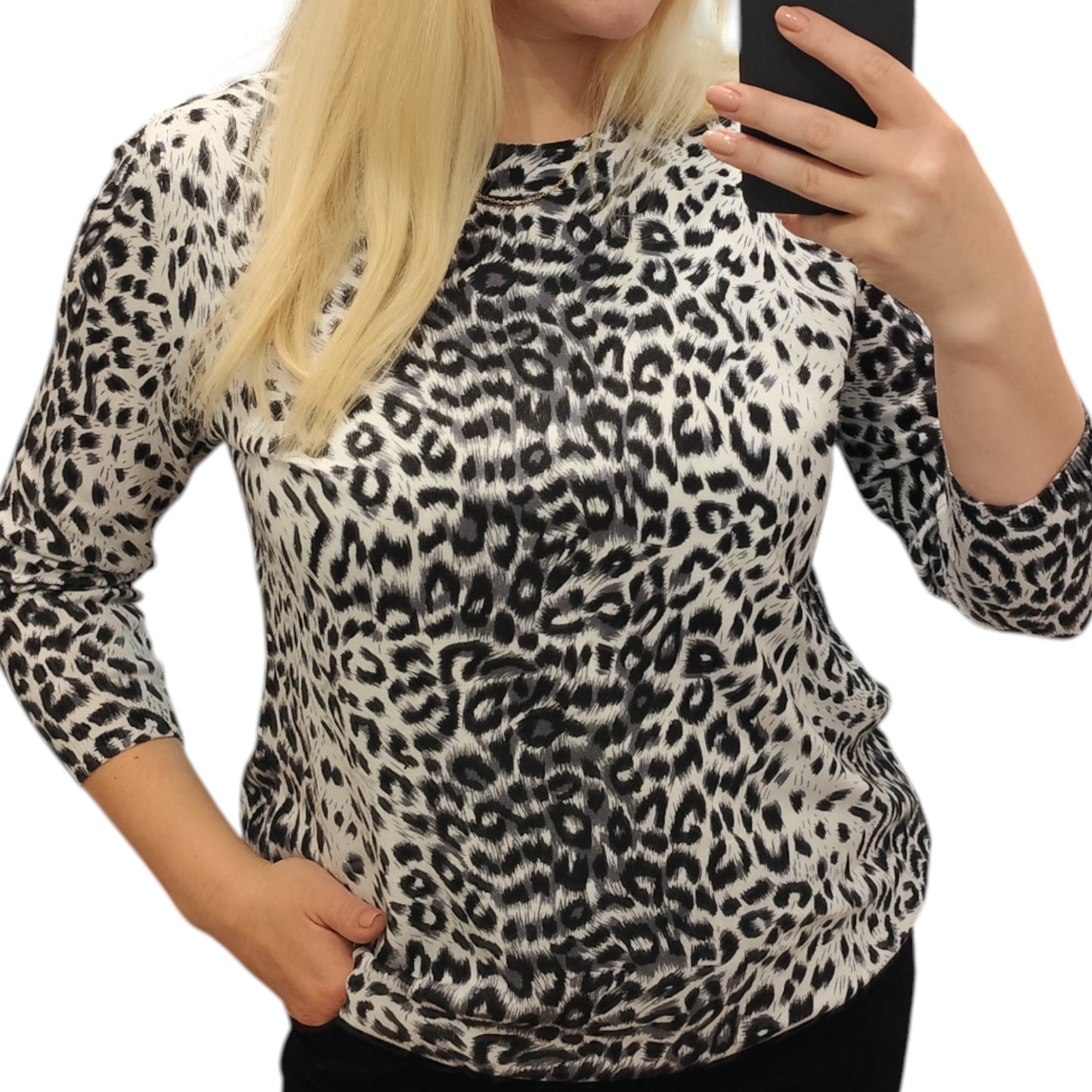 Pullover mit Leomuster