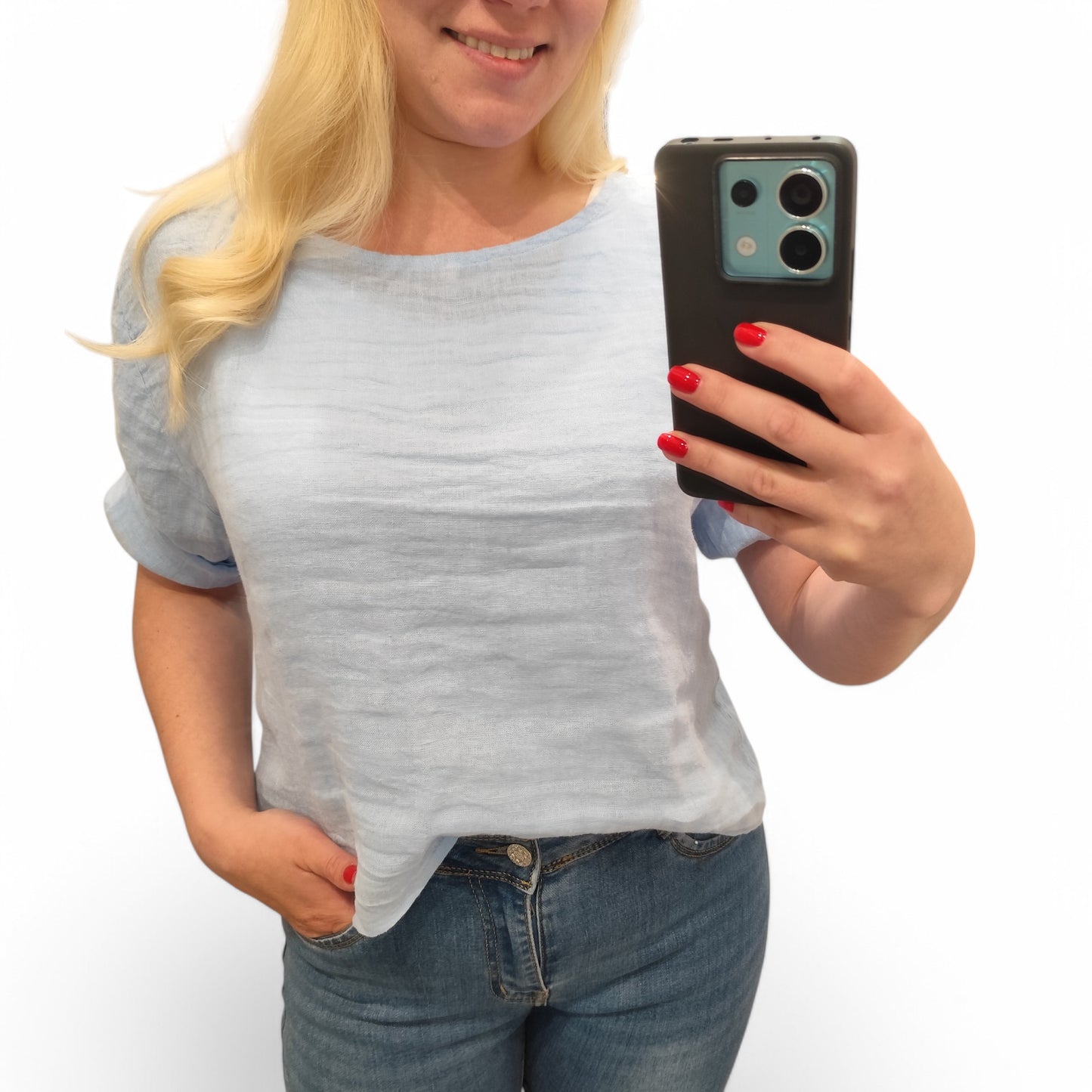 Leinenshirt mit Knopfleiste hinten in Hellblau