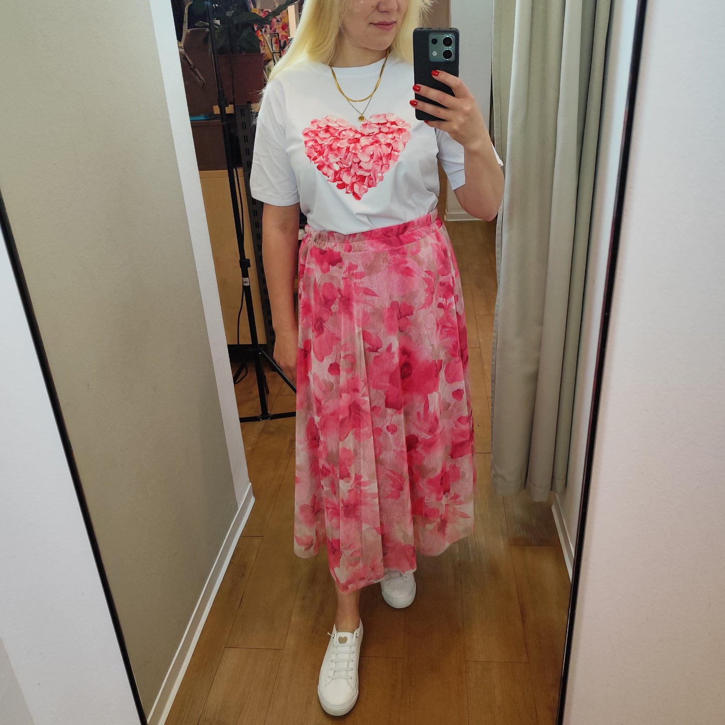 Blumiger Rock in Pink