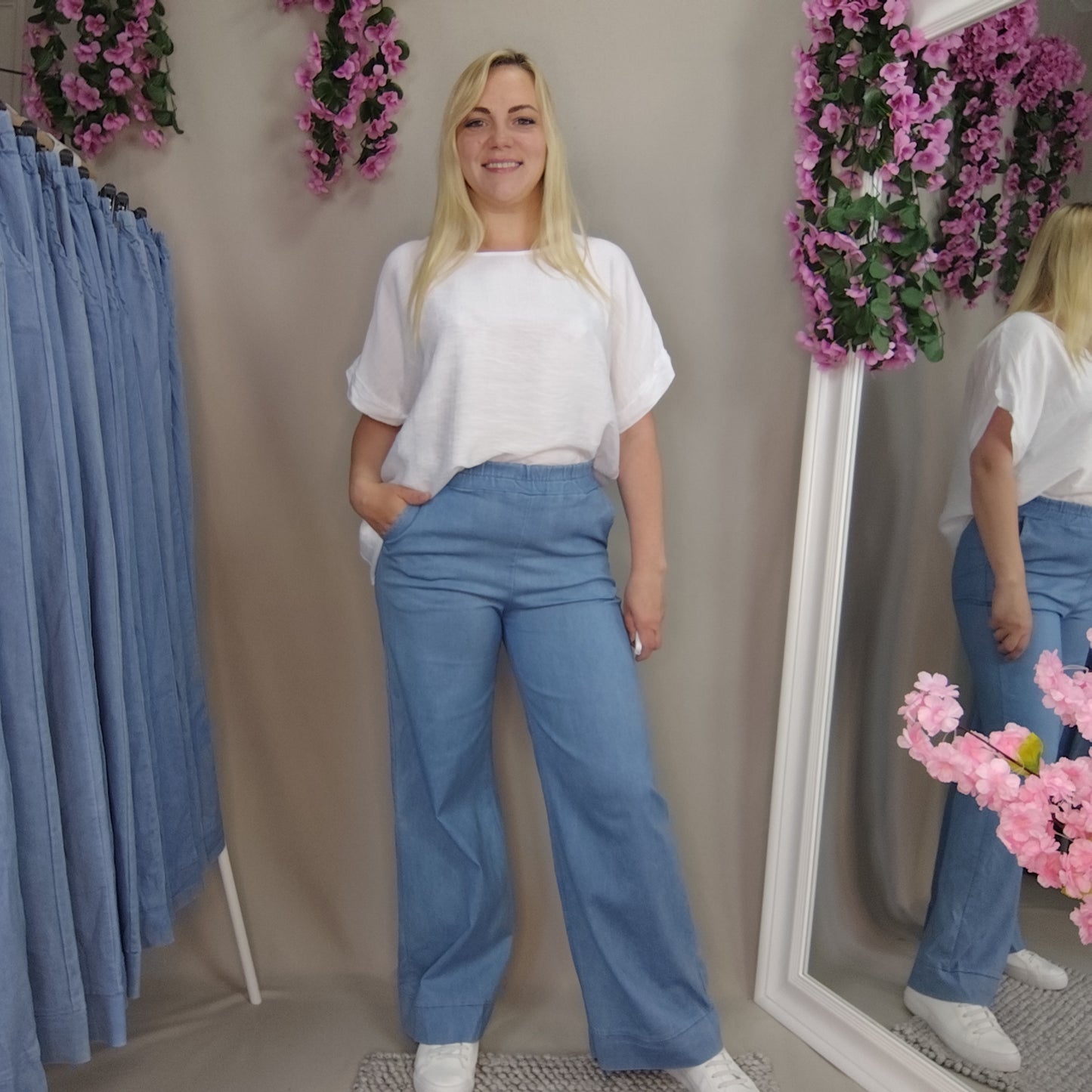 Weite Hose in Denimblau