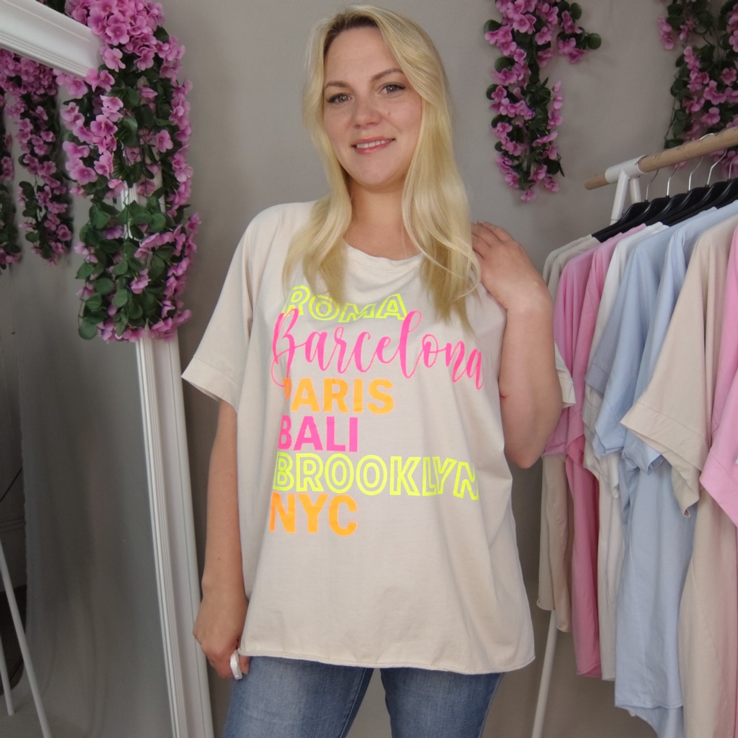T-Shirt mit Aufdruck in Beige