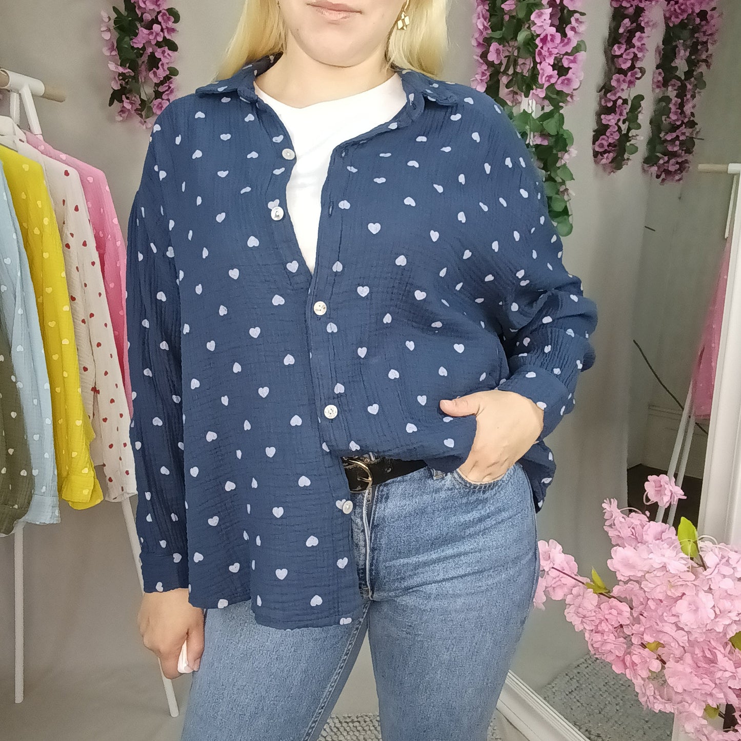 Musselin Bluse mit Herzchen in Dunkelblau