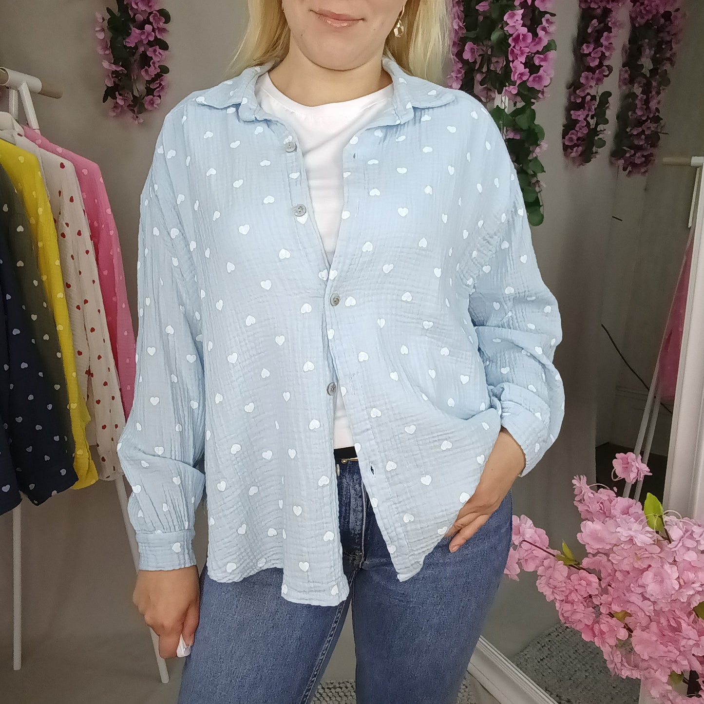 Musselin Bluse mit Herzchen in Hellblau