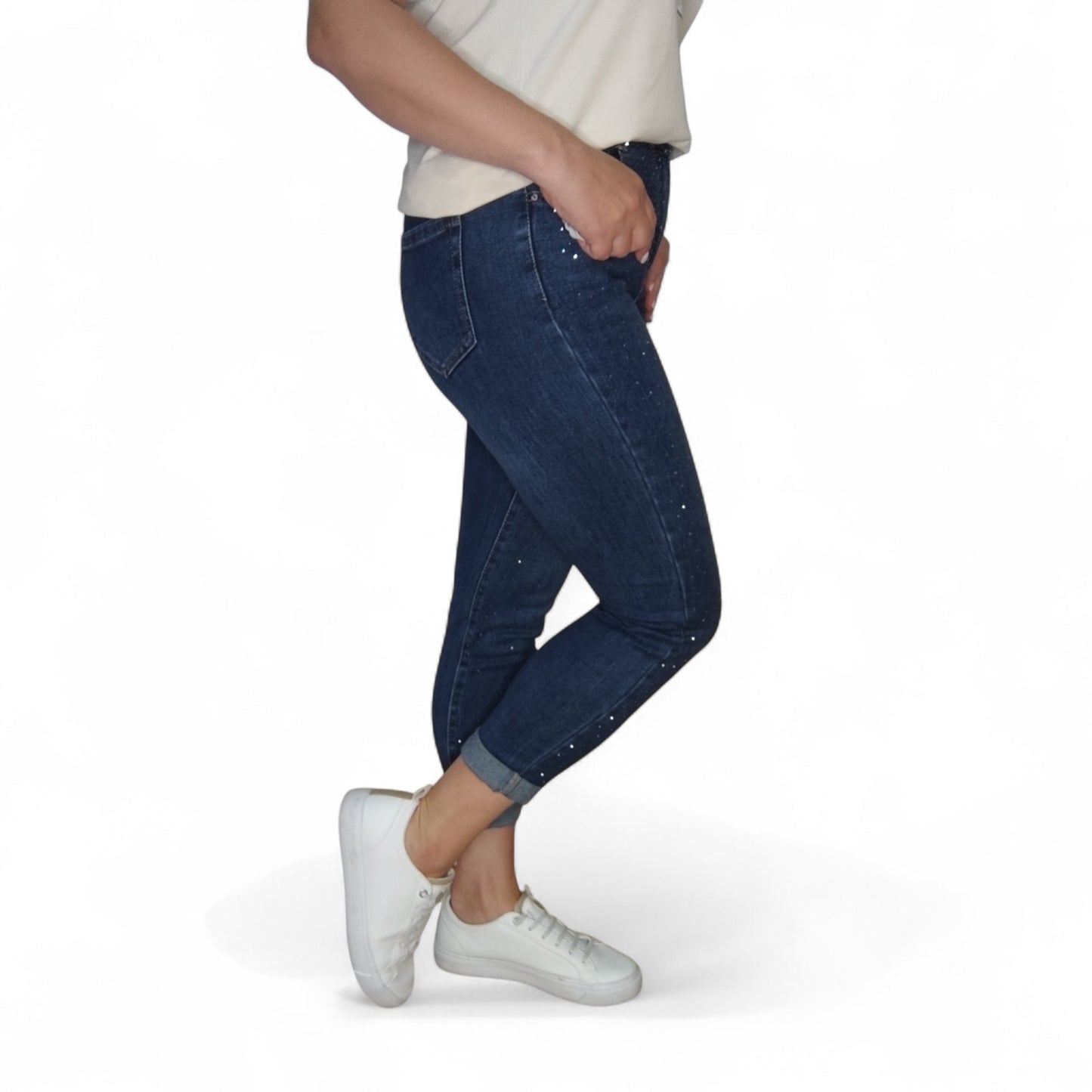 Boyfriend Jeans mit Strasssteinchen