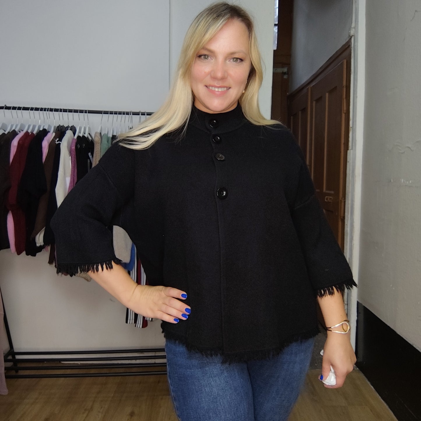 Strickjacke "Eva" in Schwarz