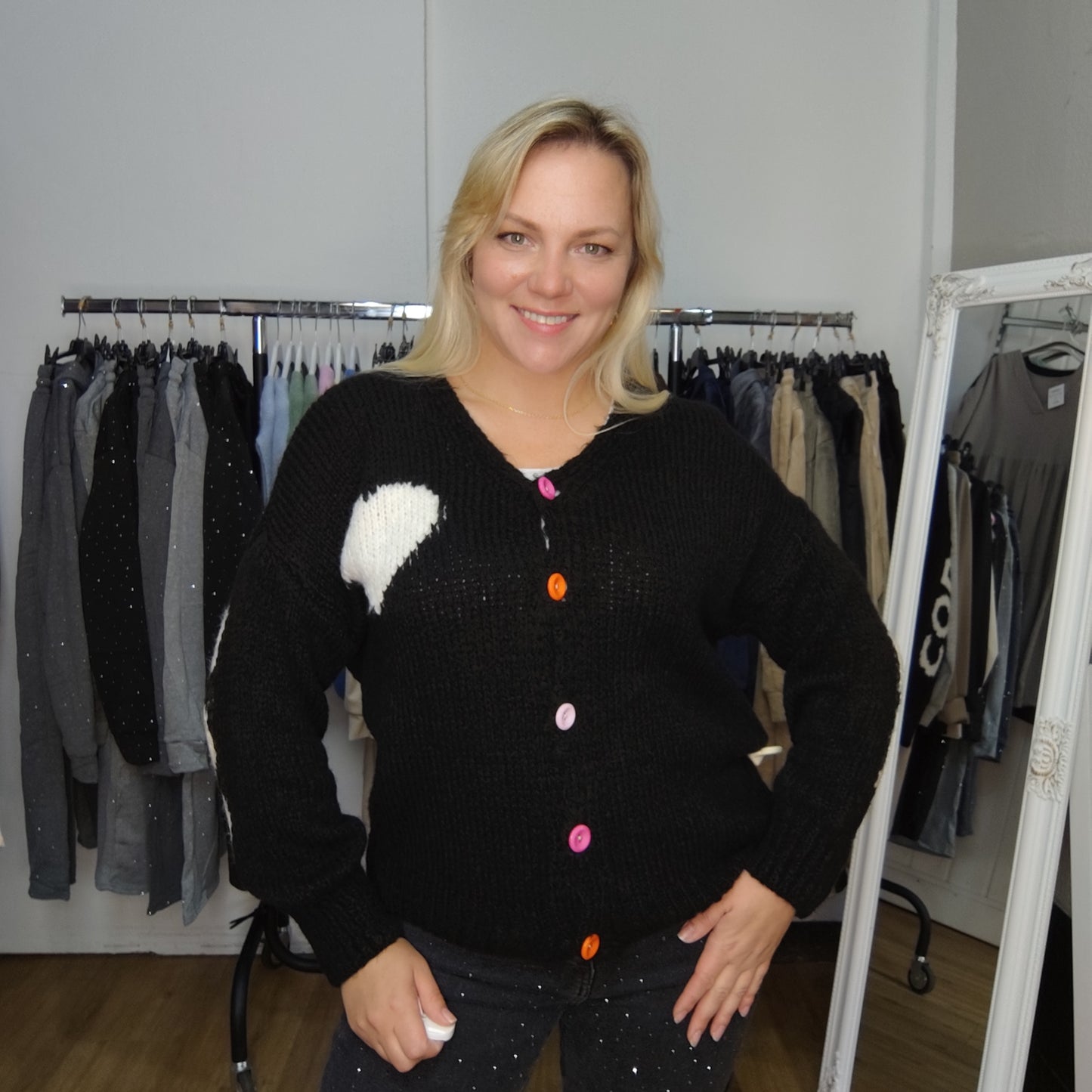 Strickjacke "Luise" in Schwarz
