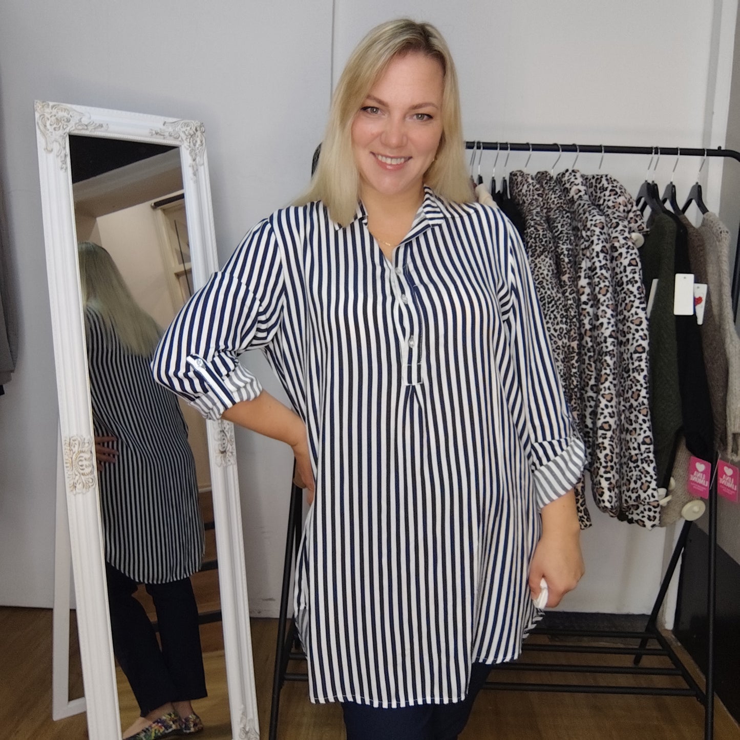 Gestreifte Longbluse "Regina" in Dunkelblau-Weiß