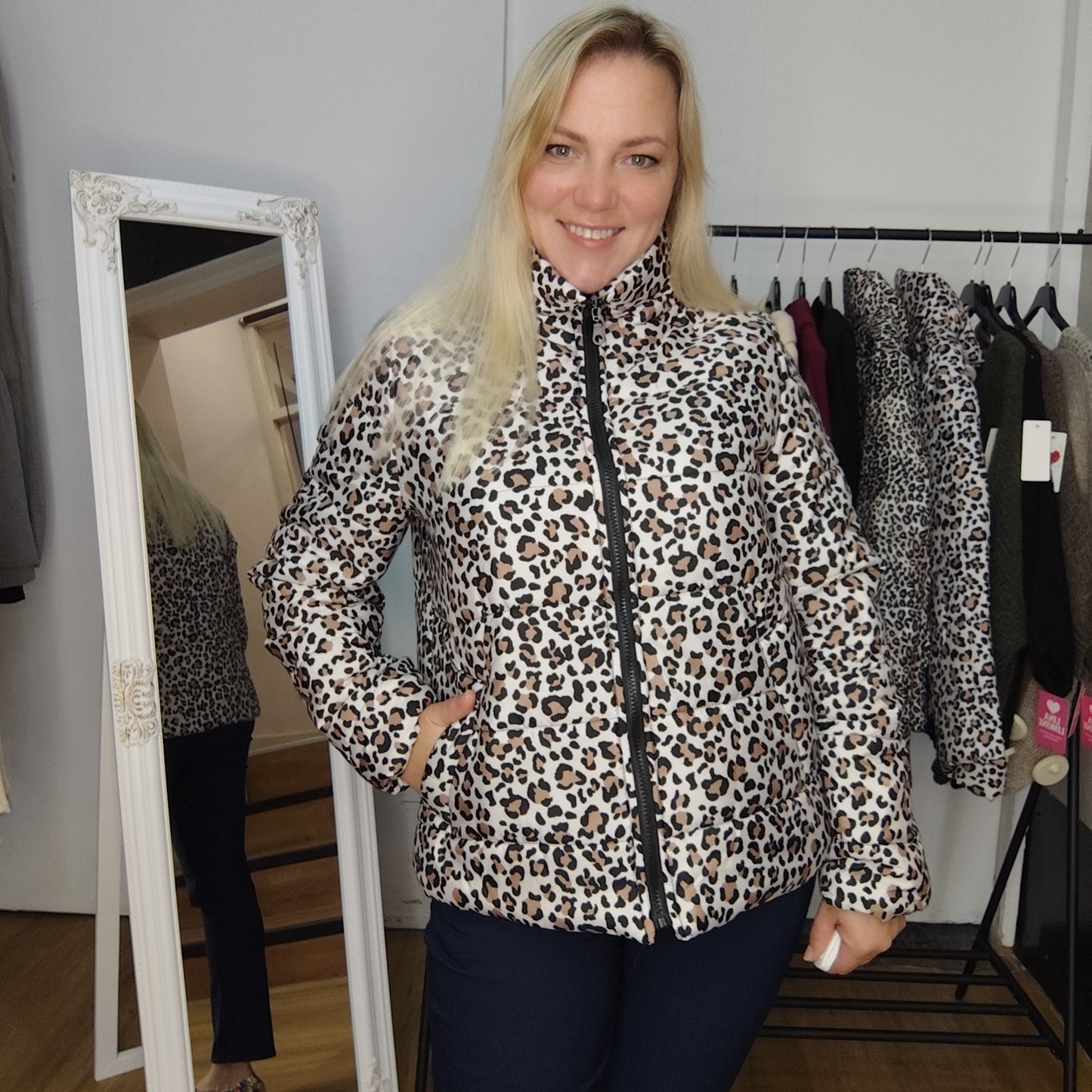 Steppjacke "Marta" mit grobem Leomuster