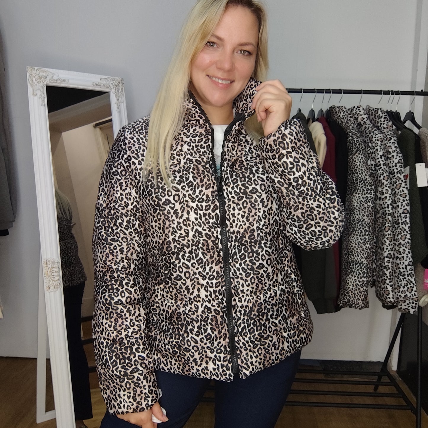 Steppjacke "Marta" mit feinem Leomuster