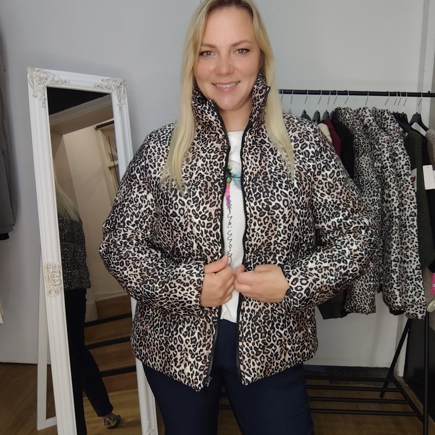 Steppjacke "Marta" mit feinem Leomuster