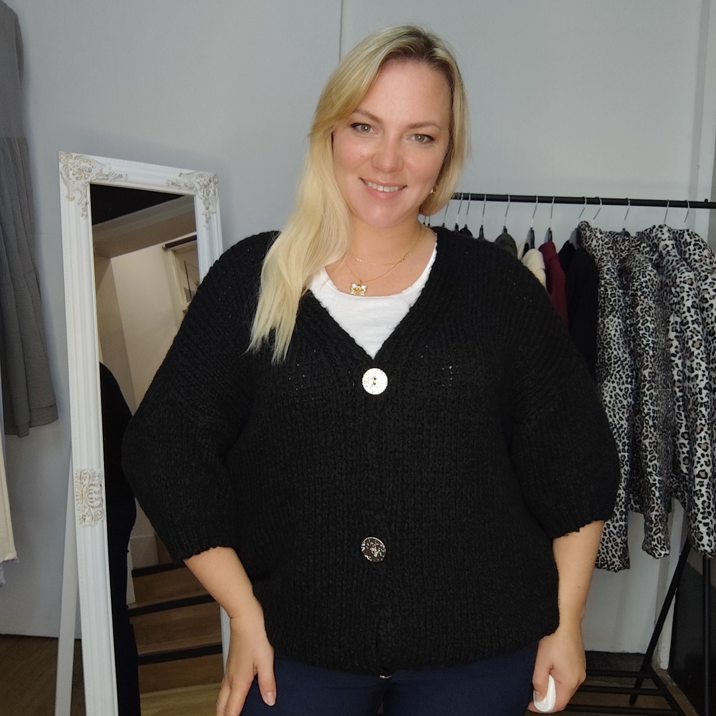 Strickjacke "Cora" in Schwarz