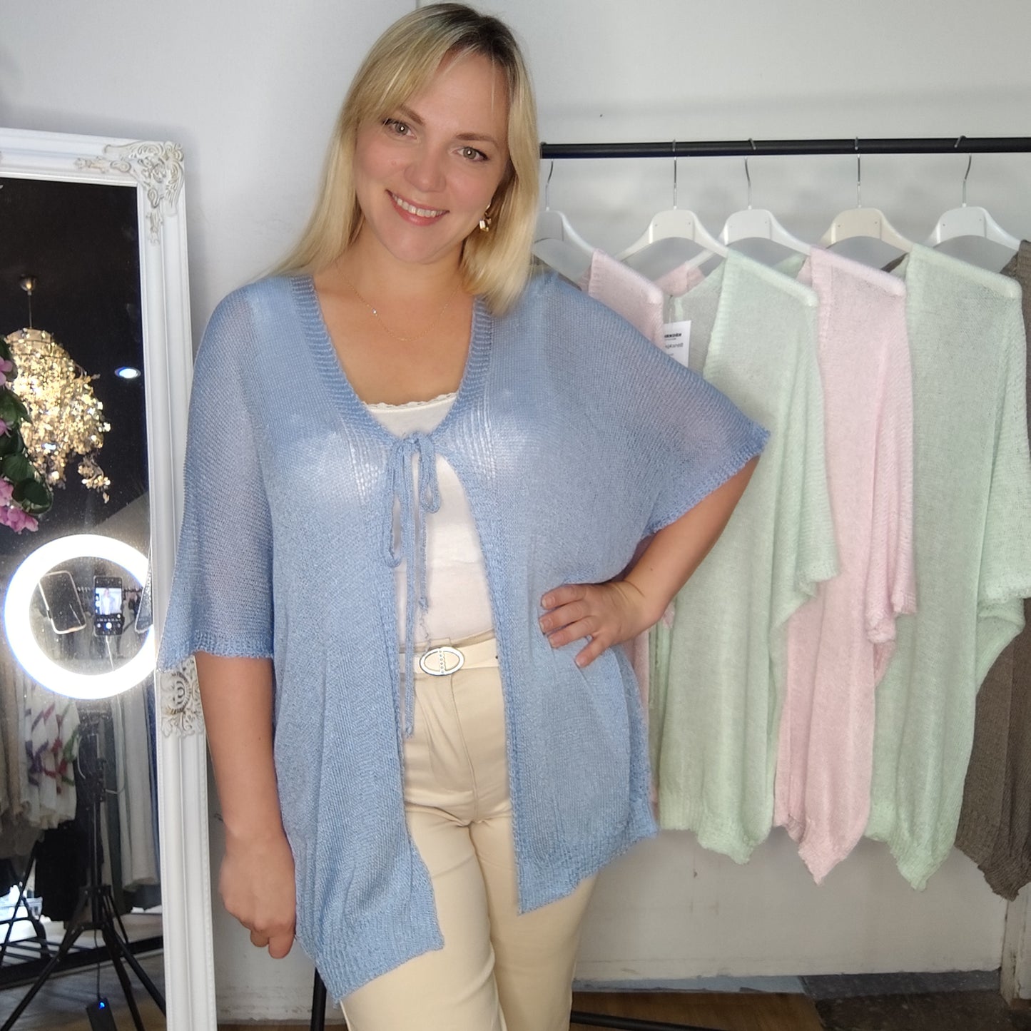 Feinstrickjacke in Blau