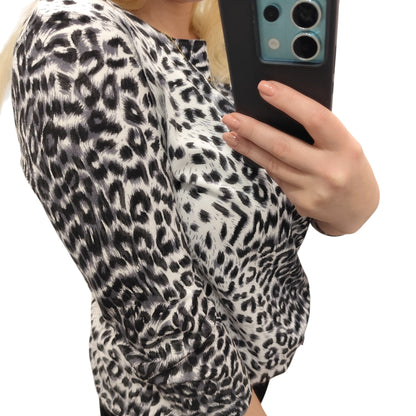 Pullover mit Leomuster