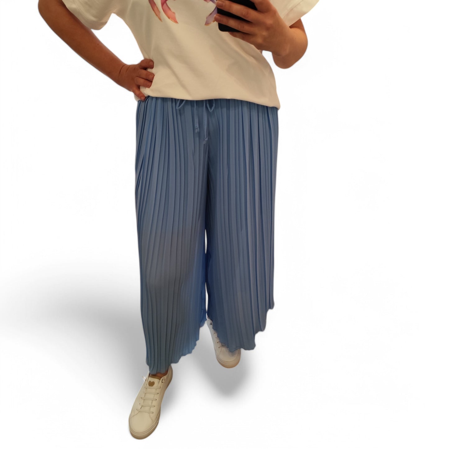 Plisseehose in Hellblau