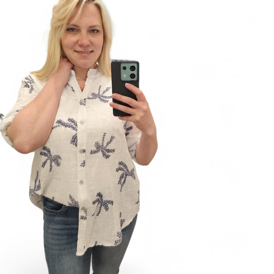 Bluse mit Palmen in Weiß