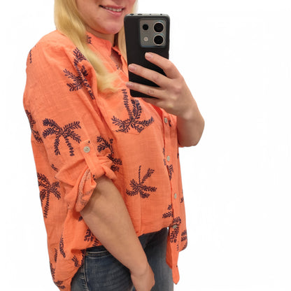Bluse mit Palmen in Koralle