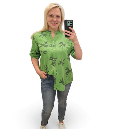 Bluse mit Palmen in Grün