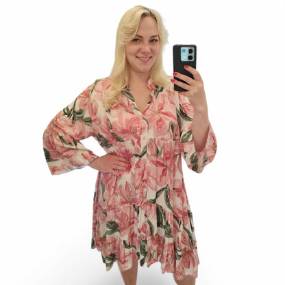 Kleid mit floralem Muster in Rosa