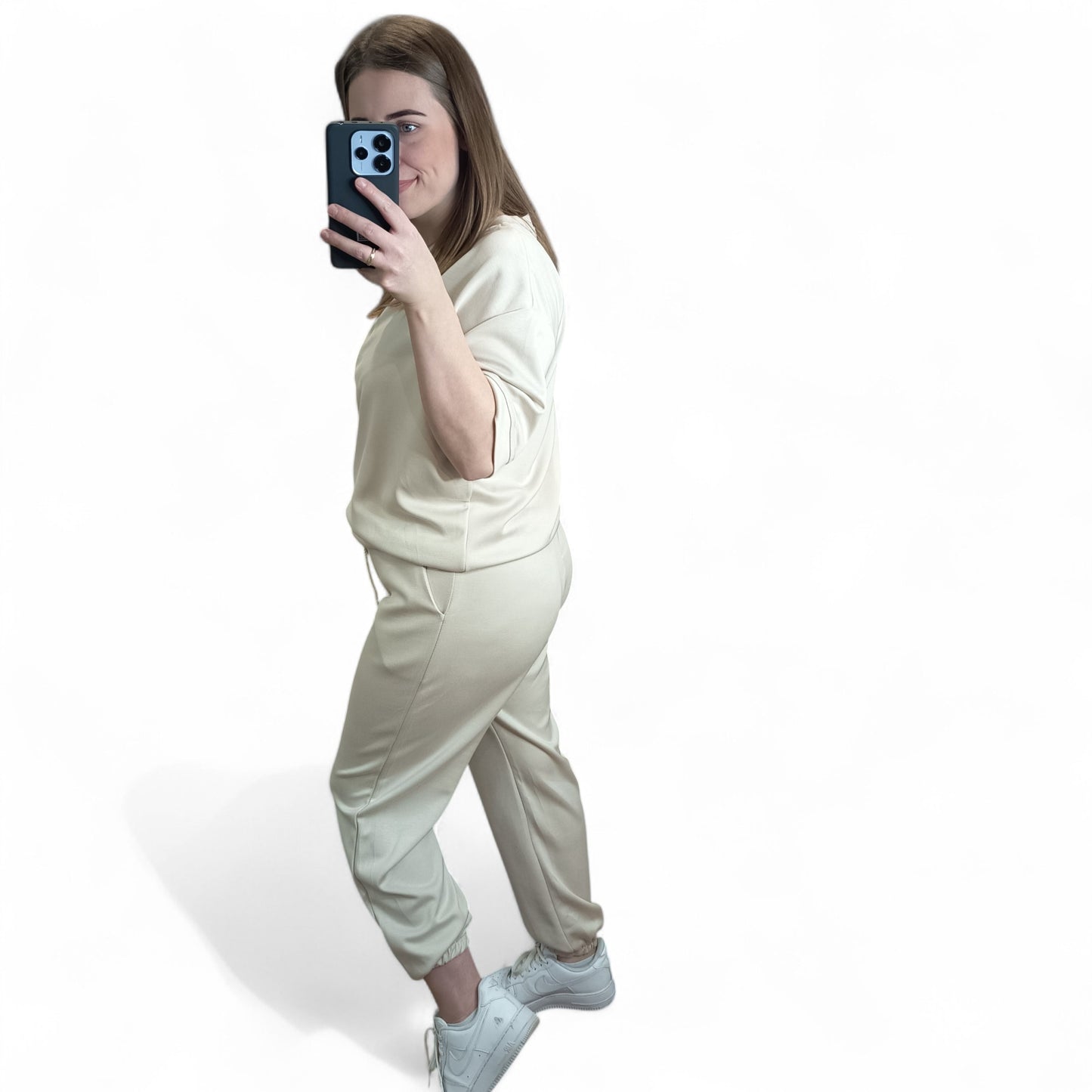 Kurzärmliger Jogginganzug/ Jogging-Zweiteiler in Beige