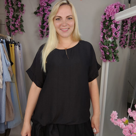 Viskosebluse mit Bindesaum in Schwarz