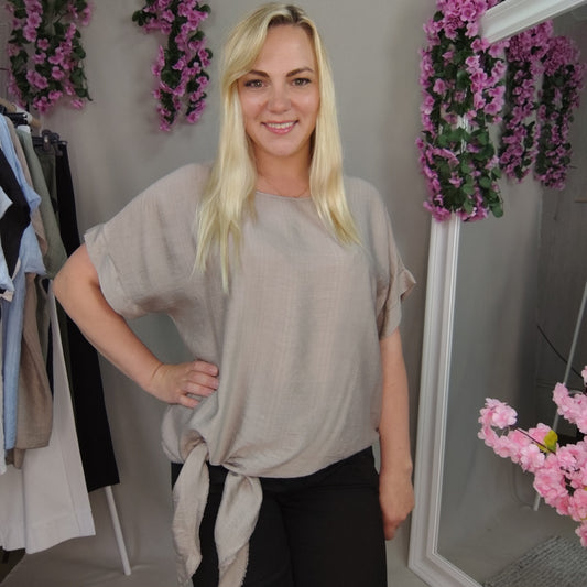 Viskosebluse mit Bindesaum in Braun