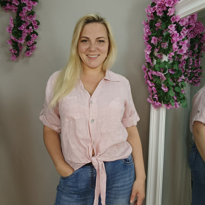 Kurze Leinenbluse zum Knoten in Rosa