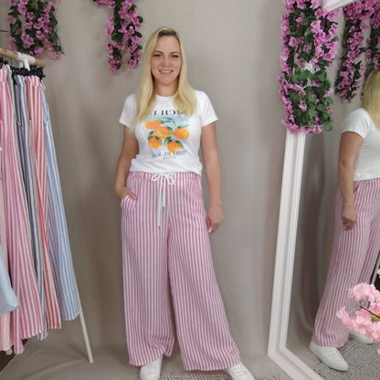 Gestreifte Sommerhose mit Kordelzug in Rosa