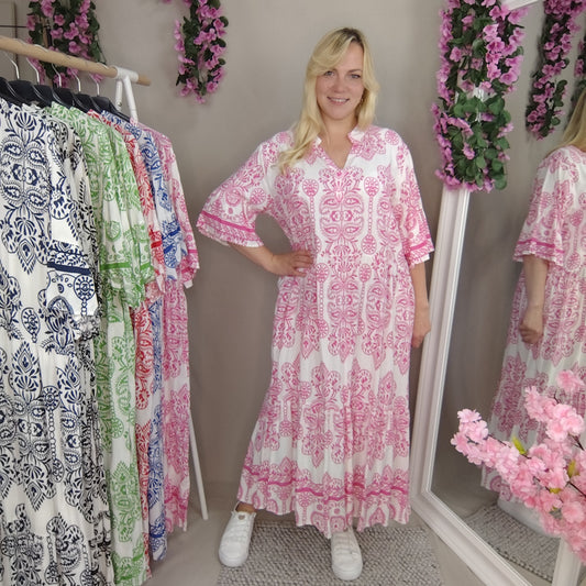 Viskose Sommerkleid in Pink-Weiß