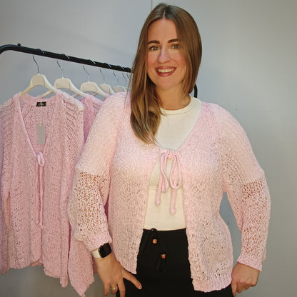 Strickjacke aus Bändchengarn in Rosa