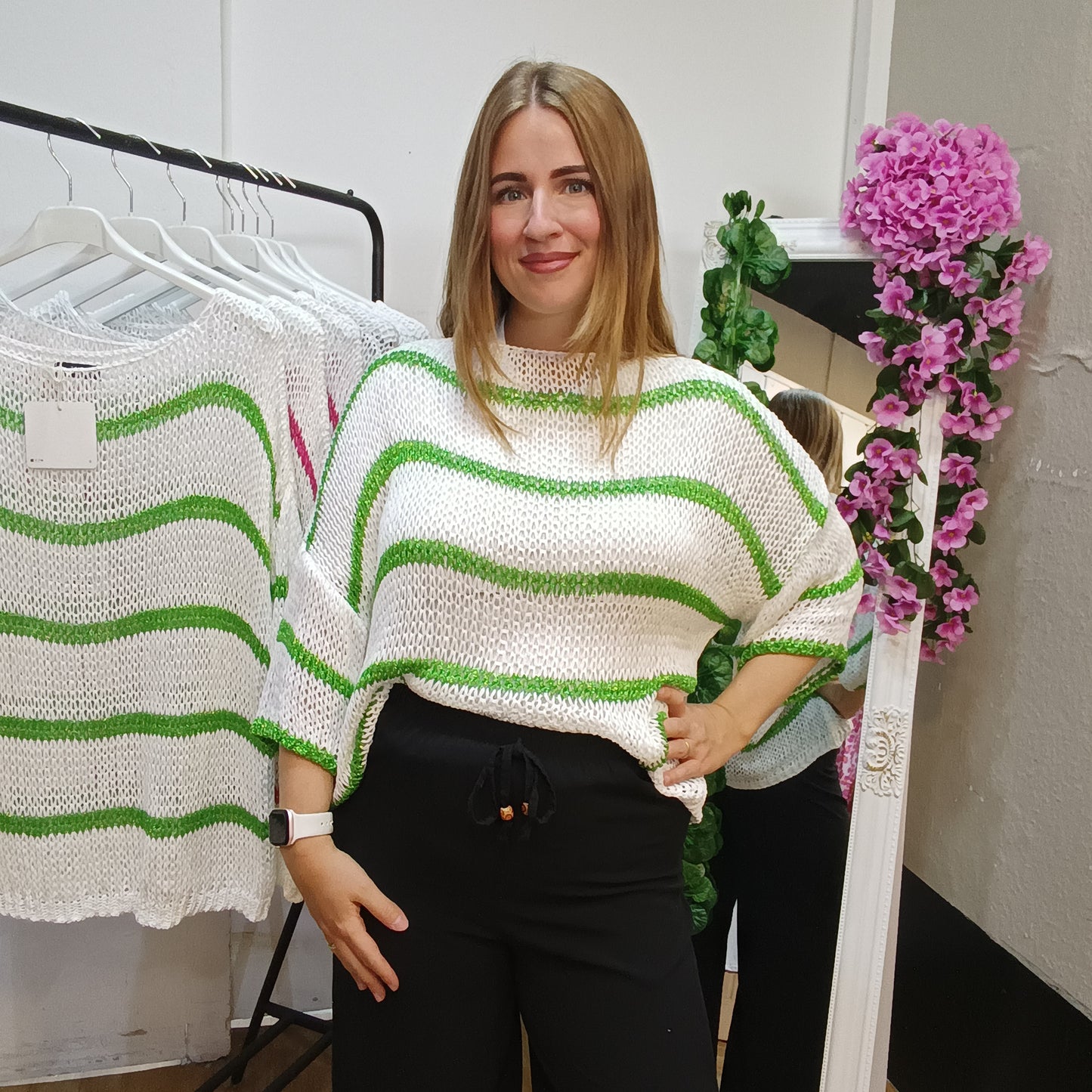 Strickpullover mit Streifen in Grün-Weiß
