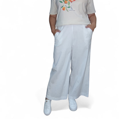 Weite Stoffhose in Weiß