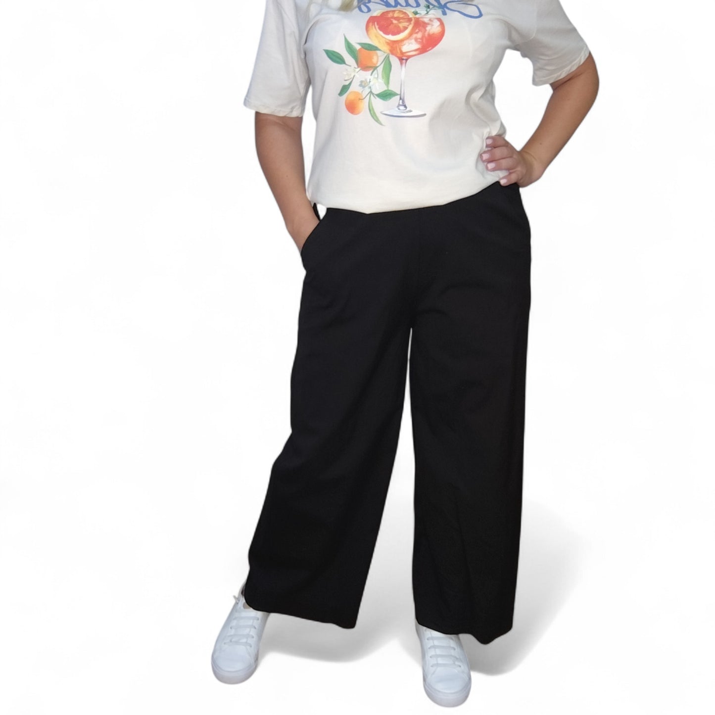 Weite Stoffhose in Schwarz