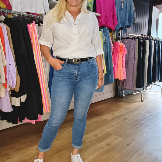 Slim Fit Jeans mit Gürtel