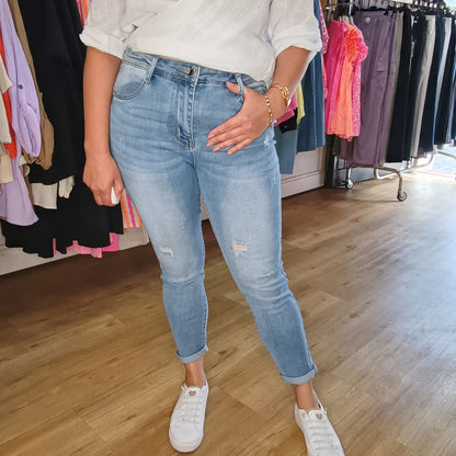 Slim Fit Jeans mit Waschungen