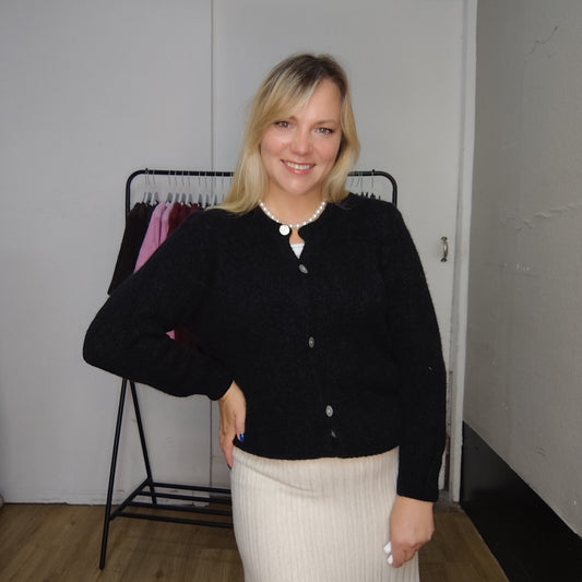 Strickjacke "Vanni" in Schwarz