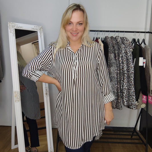 Gestreifte Longbluse "Regina" in Dunkelbraun-Weiß