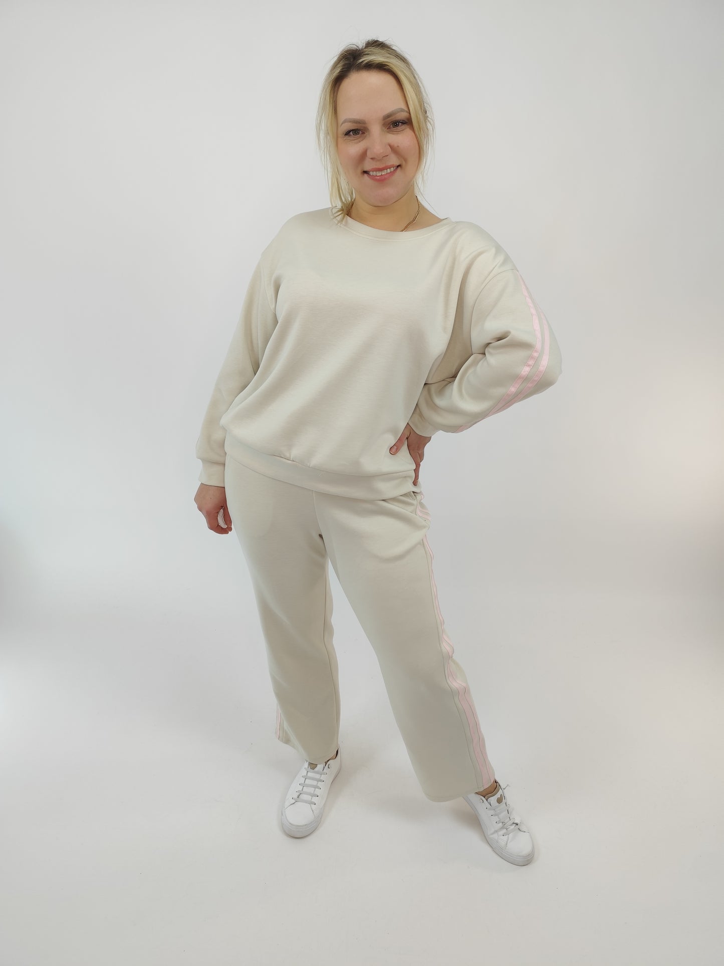 Zweiteiler "Alice" mit Streifen beige