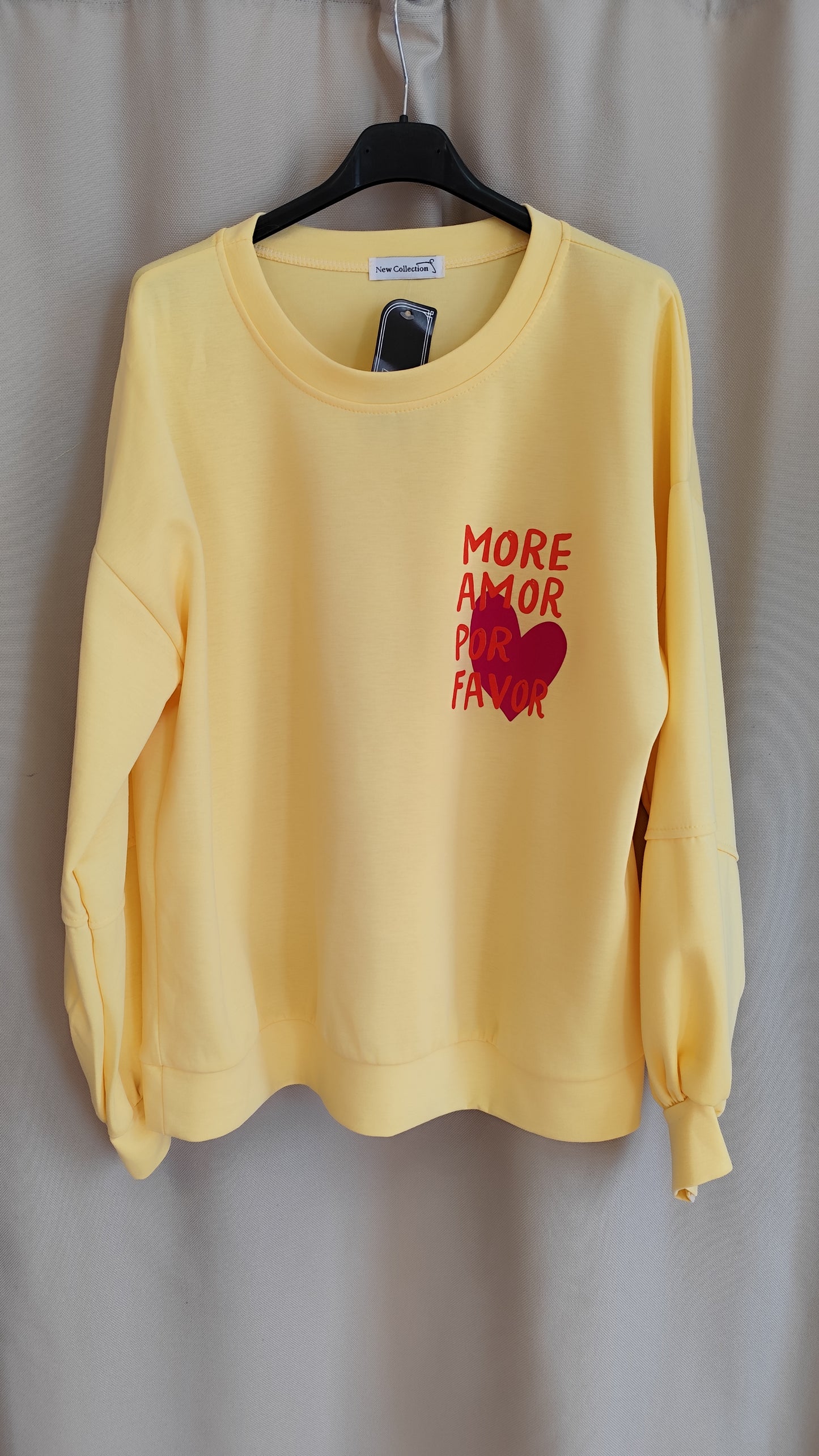 Butterstoff Sweatshirt More Amore Gelb