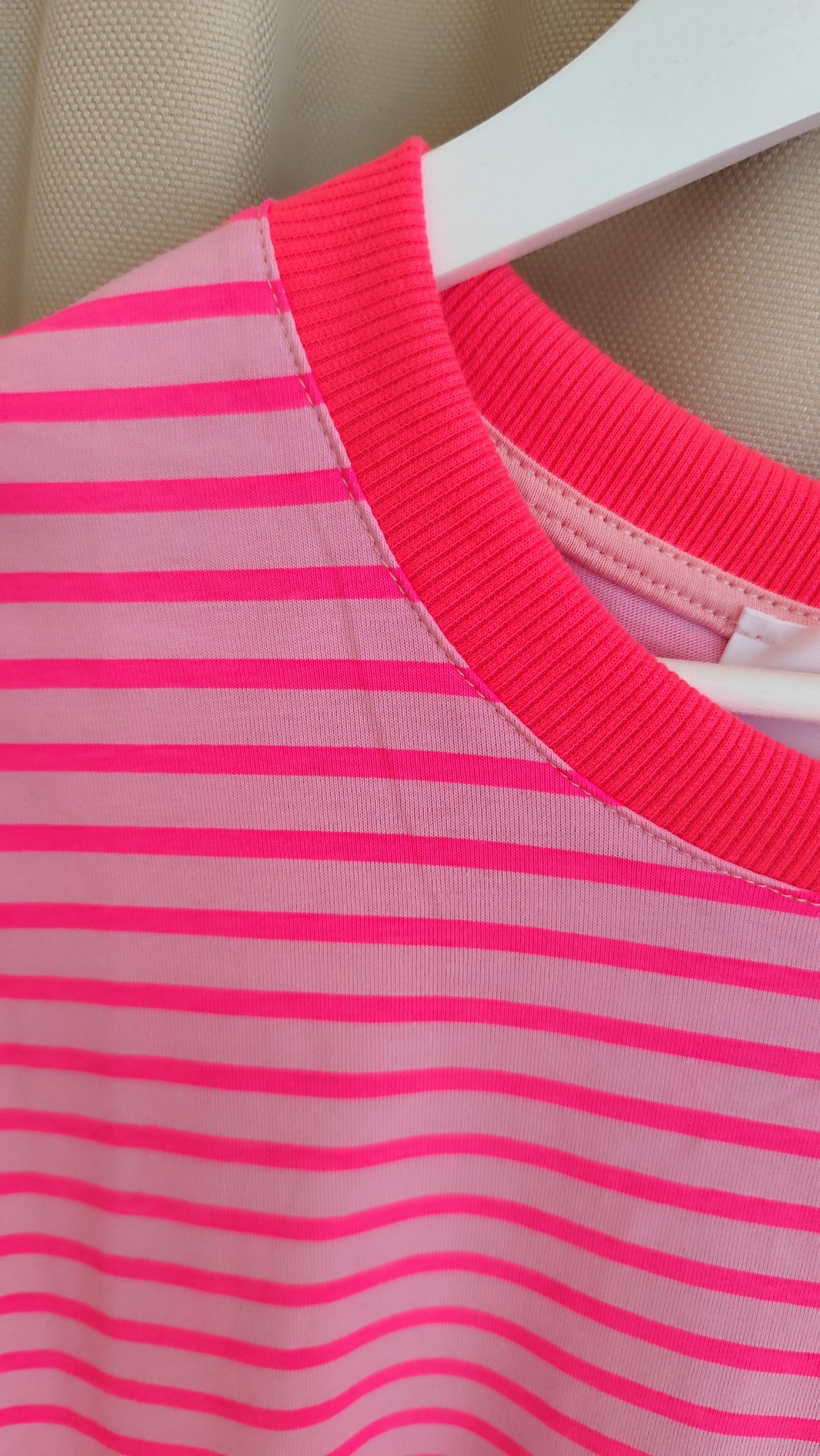 T-Shirt Livia Rosa-Neonrosa