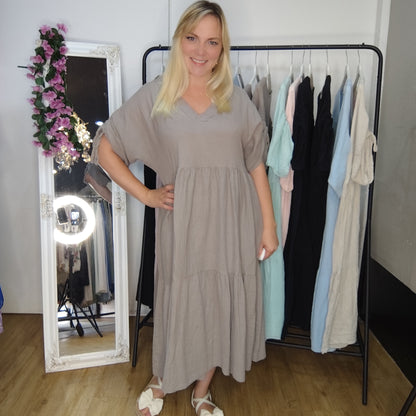 Musselin Kleid mit Raffung am Ärmel in Braun